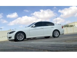 bmw 323i 2010