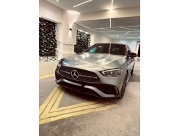 استئجار مرسيدس C300 بسائق – أفضل تجربة لرجال الأعمال في مصر