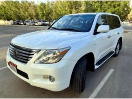 Lexus LX570 GCC Specs