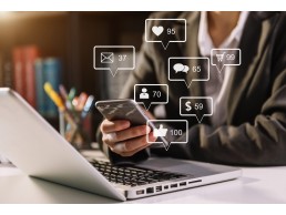 خبير تسويق رقمي معتمد من شركة جوجل العالمية
