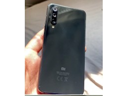 Xiaomi Mi 9 SE 64GB 6GB RAM