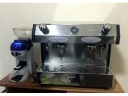  Coffee Machine & Grinder