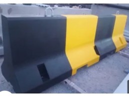 حواجز اسمنتية barriers