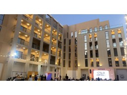 امتلك شقة فاخرة بجوار المرافق العامة والمطاعم الراقية في داون تاون الشارقة