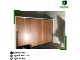 سعر المتر المربع قواطيع حمامات خشب الكومباكت