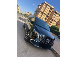 ايجار سيارات مرسيدس فيانو لكبار الزوار
