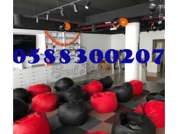 Rent chairs and tables for children for rental in Dubai.