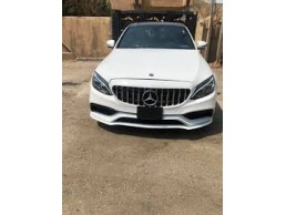 إيجار مرسيدس C300: تجربة قيادة مميزة لرحلات لا تُنسى.