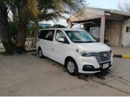 ايجار هيونداي H1 للرحلات السياحية مع سائق محترف