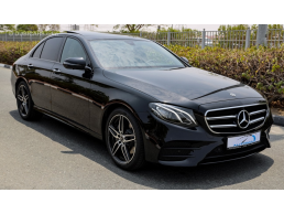  تأجير E-Class تجربة قيادة استثنائية في مصر من تورست باص