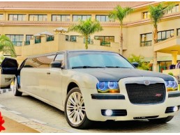 ليموزين استرتش: الحل الأمثل لمناسباتك الخاصة مع سائق خاص - Stretch limousine: The perfect solution f