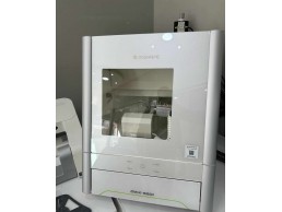 Roland DWX-52D 5-Axis Dental Milling Machine