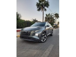 استئجار ليموزين هيونداي توسان للمطار – بسائق محترف
